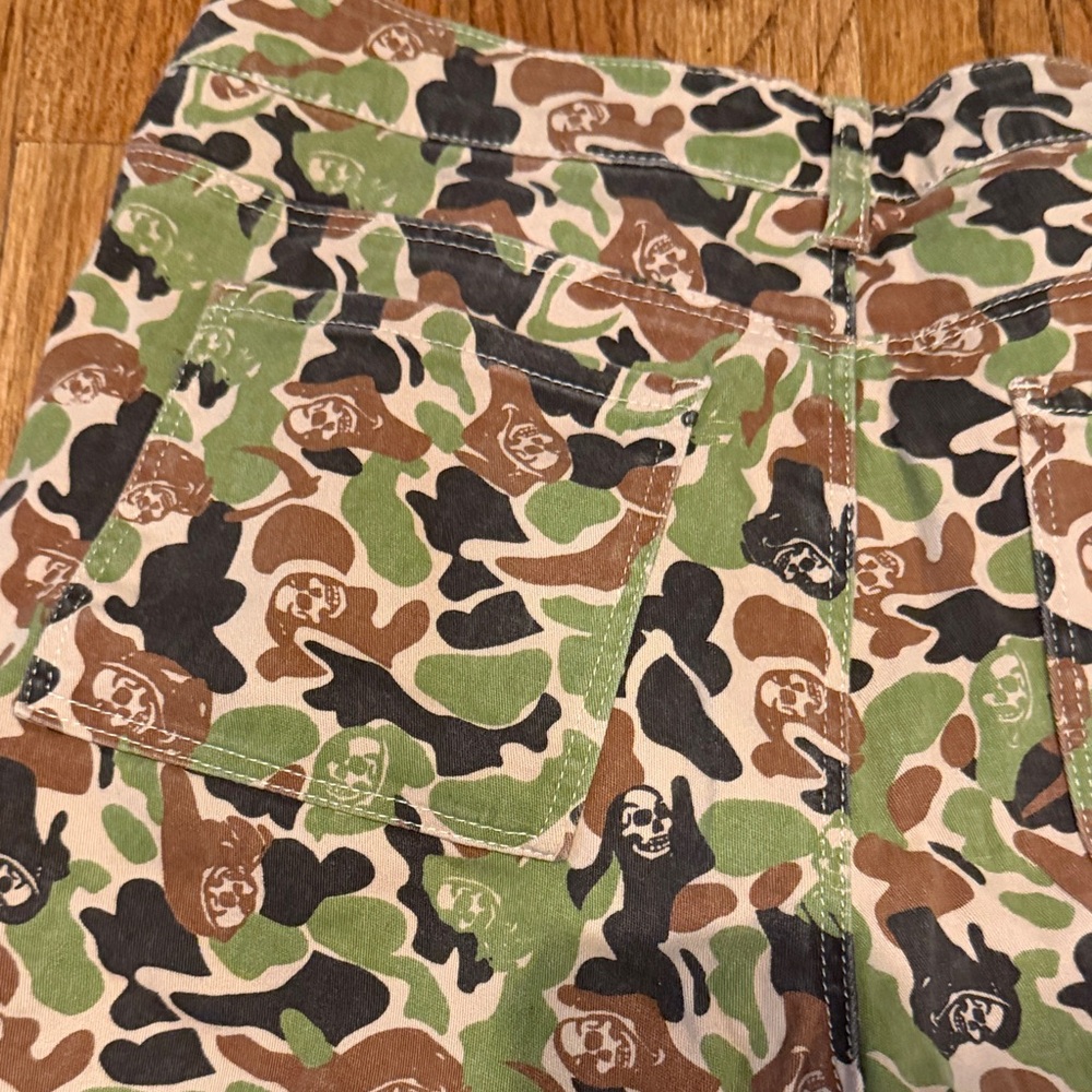 Camouflage Skull Pattern Cargo Pants - Green/Brown, Size 7 - Picture 9 of 10